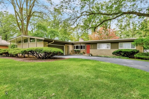 20420 Doria Lane Olympia Fields, IL House Sold - Photo 1 of 29. Opens carousel modal