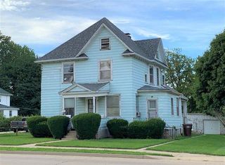 8 W Hitt Street