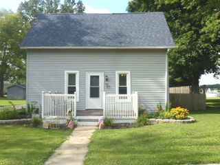 142 E Broadway Street