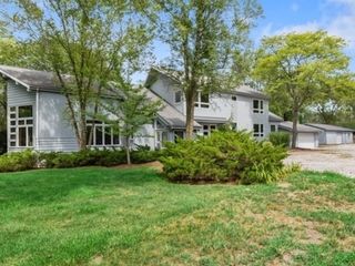 27295 N Saint Marys Road