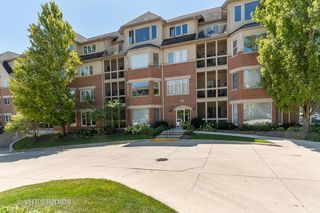 100 N River Lane Unit 105