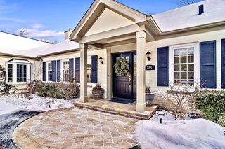 785 N Waukegan Road