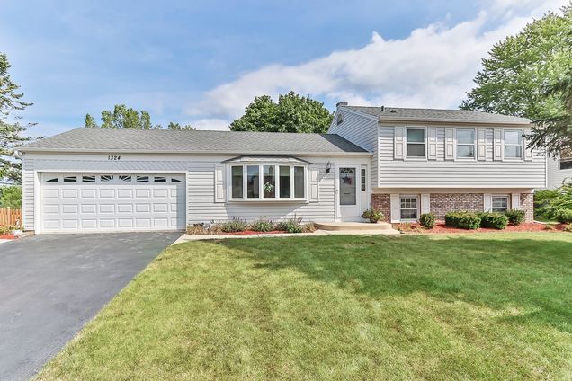 1324 Elmhurst Lane Schaumburg, IL House Sold - Photo 1 of 26. Opens carousel modal