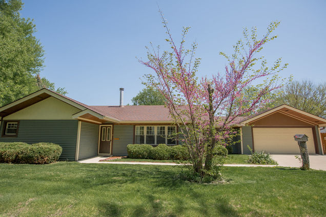 11649 S Natchez Avenue Worth, IL House Sold - Photo 1 of 28. Opens carousel modal