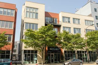 1730 N Western Avenue Unit 203