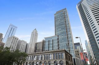 130 N Garland Court Unit 1506