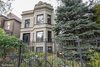 2718 N Mozart Street