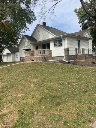 51 Oak Street