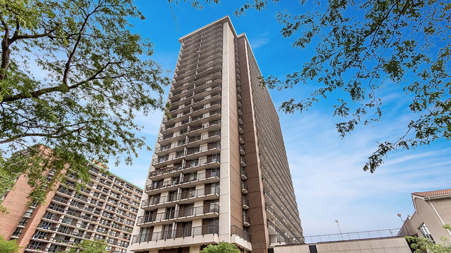 5855 N Sheridan Road Unit 20F Chicago, IL Condo Sold - Photo 1 of 15. Opens carousel modal