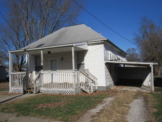 1129 E Main Street