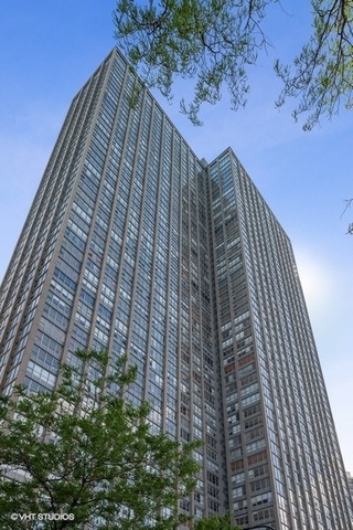 655 W Irving Park Road Unit V196