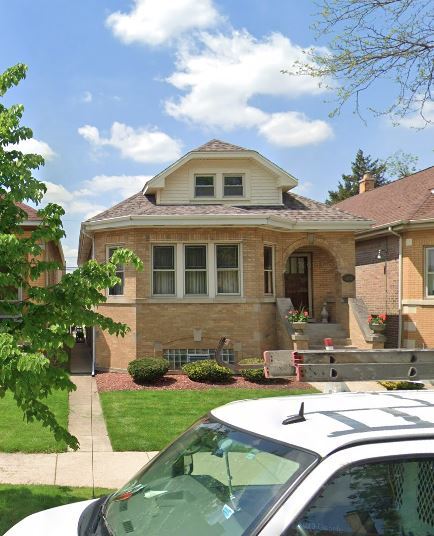1618 N New England Avenue