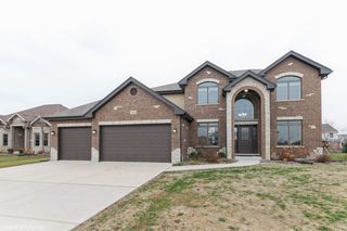 2036 Edgeview Drive