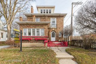 15 N Lewis Avenue