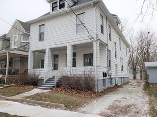 914 1/2 N Lee Street
