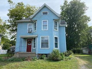 310 W Reynolds Street
