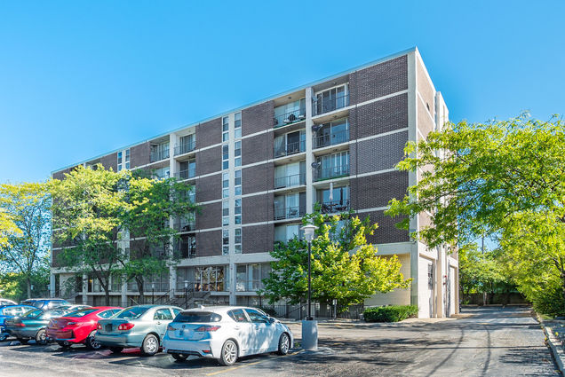 1043 S York Road Unit 603 Bensenville, IL Condo Sold - Photo 1 of 20. Opens carousel modal