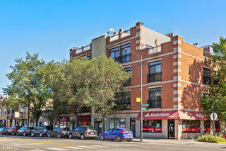 2207 N Western Avenue Unit 3A