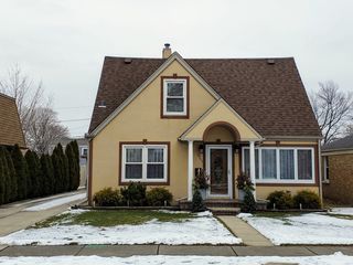 3217 George Street