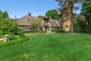 550 Hathaway Circle