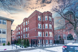 1643 W Lunt Avenue Unit 2N
