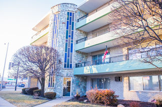 3140 W 99th Street Unit 3A