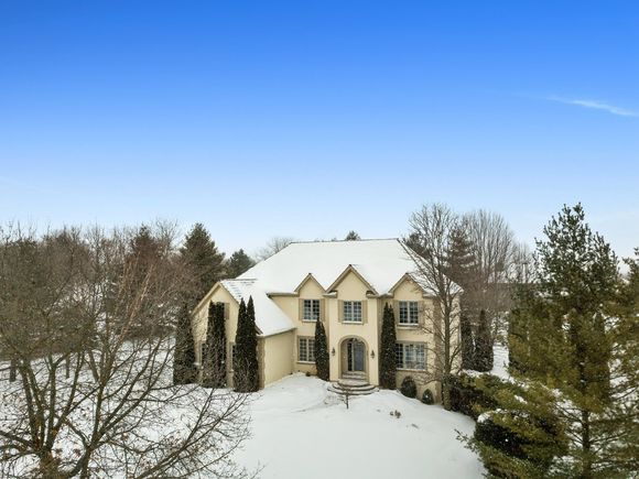 2911 Fox Knoll Court 2911 Fox Knoll Court