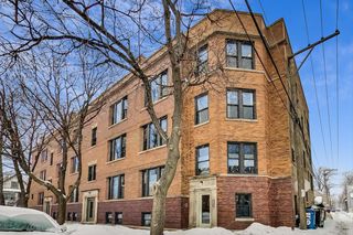 1944 W Newport Avenue Unit 3
