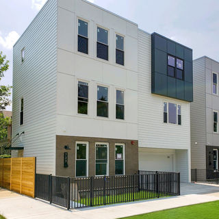 715 E 48th Street