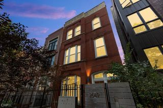 2649 W Haddon Avenue Unit 3N