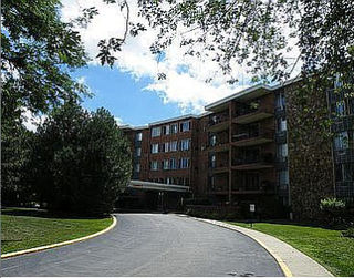 18 E Old Willow Road Unit 126