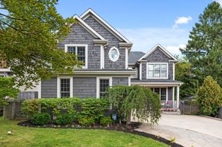 124 Sunset Place