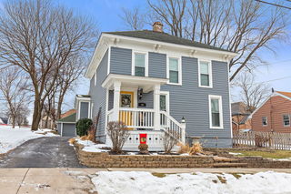 40 N Wisconsin Street