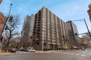 3033 N Sheridan Road Unit 710