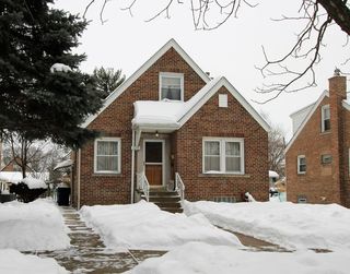 2555 W 106th Street