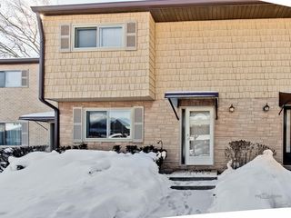 1605 Blackhawk Trail