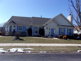 21162 W Walnut Lane