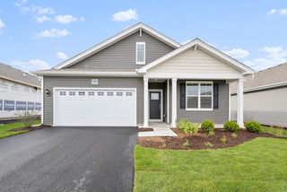 979 Crestview Lane