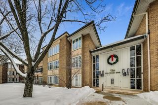 2 Oak Brook Club Drive Unit C110