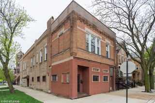 2141 N Leavitt Street