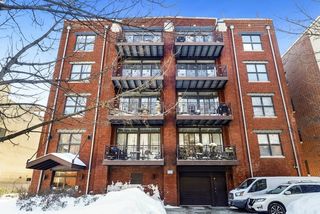 2225 W Wabansia Avenue Unit 203