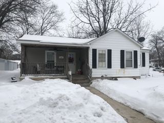 34 N Blackstone Street