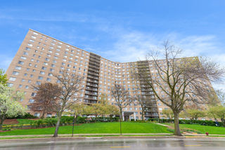 7033 N Kedzie Avenue Unit 1612