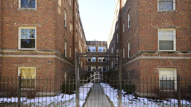 7314 N Honore Street Unit 307