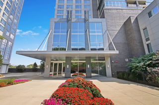 1901 S Calumet Avenue Unit 1301