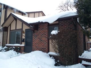 1s272 Stratford Lane