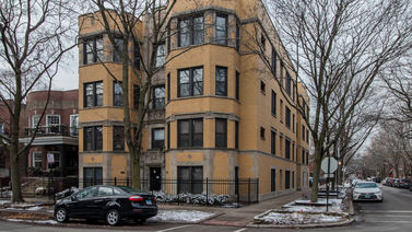 1307 W Rosemont Avenue Unit 2