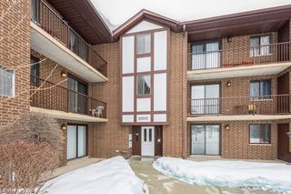 915 N York Road Unit 304
