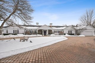 1211 Meadows Road