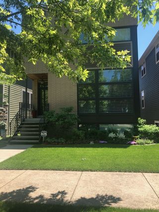 1673 W Edgewater Avenue